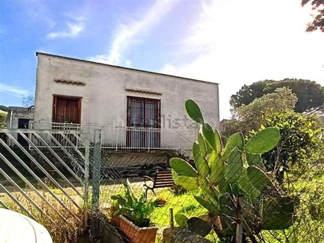 Villetta indipendente in vendita di 205 m² in Via Melchiorre Colomba