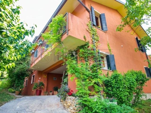 Villetta indipendente in vendita di 205 m² in Via Sacco