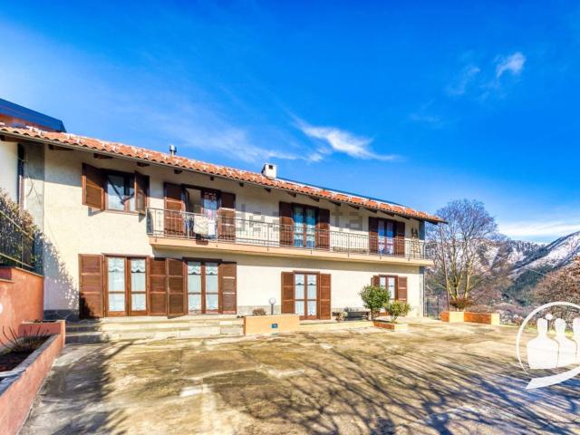 Villetta indipendente in vendita di 205 m² in Via Sis, 128