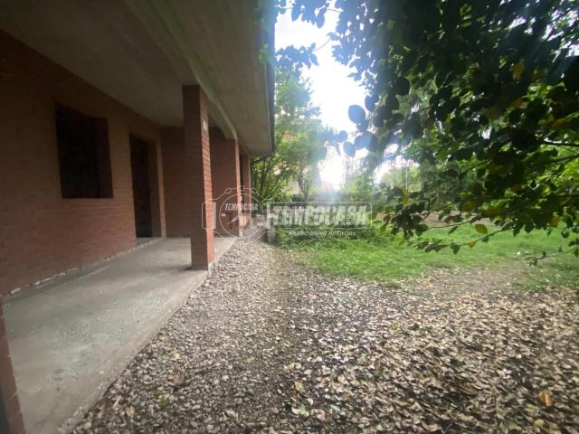 Villetta indipendente in vendita di 205 m² in Via Tito Speri, 9