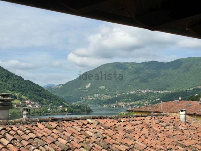Villetta indipendente in vendita di 205 m² in Strada Statale 42, 50