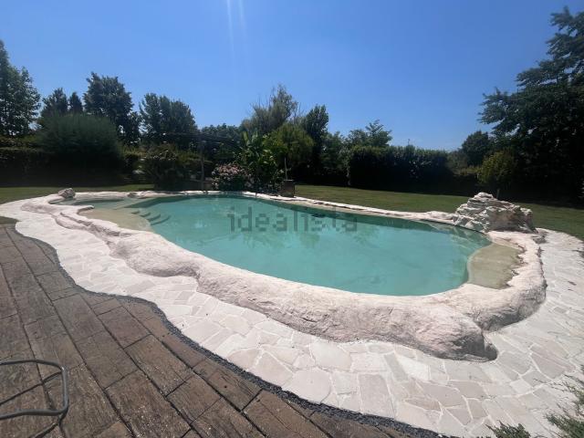 Villetta indipendente in vendita di 206 m² in Via Mori