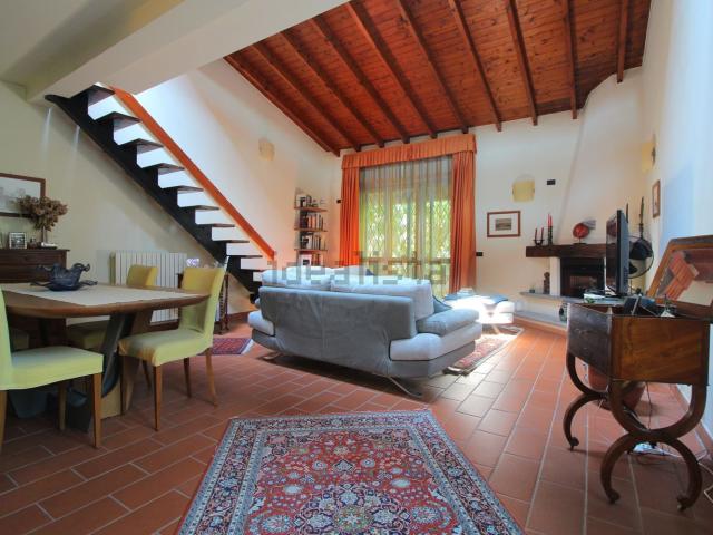 Villetta indipendente in vendita di 206 m² in Via Marzabotto, 5
