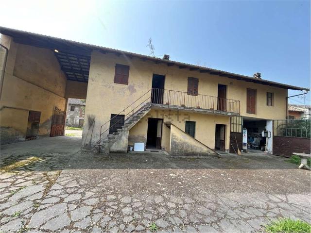 Villetta indipendente in vendita di 206 m² in Via Palestro