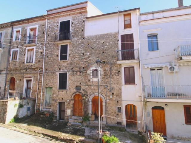 Villetta indipendente in vendita di 206 m² in Corso Umberto I, 64