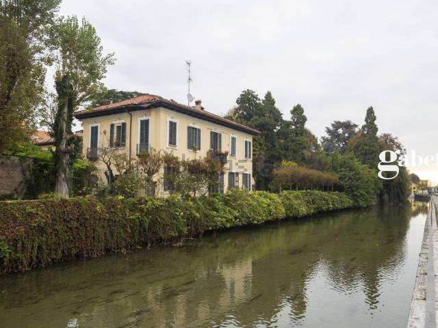 Villetta indipendente in vendita di 207 m² in Via San Mamete, 42