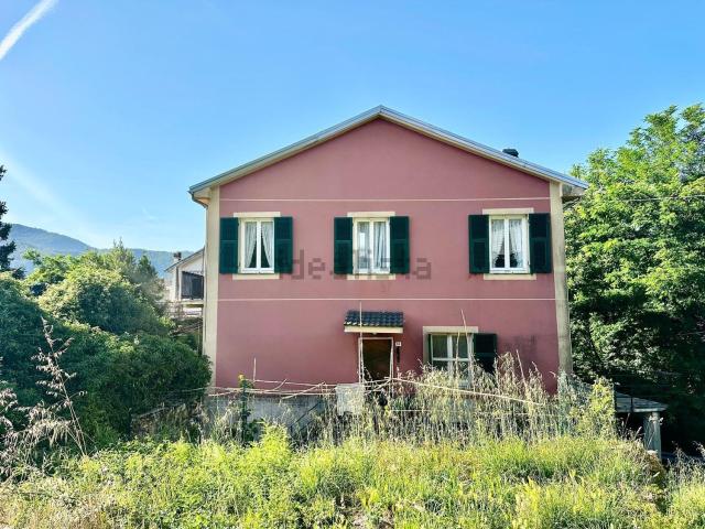 Villetta indipendente in vendita di 207 m² in Via San Michele, 96