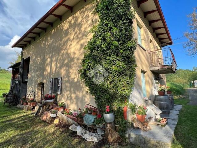 Villetta indipendente in vendita di 207 m² in Via Per Polinago, 52