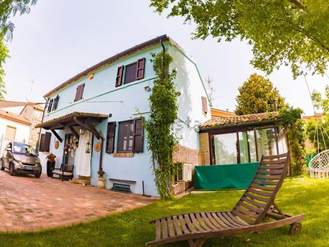 Villetta indipendente in vendita di 207 m² in Borgo Ospedaletto