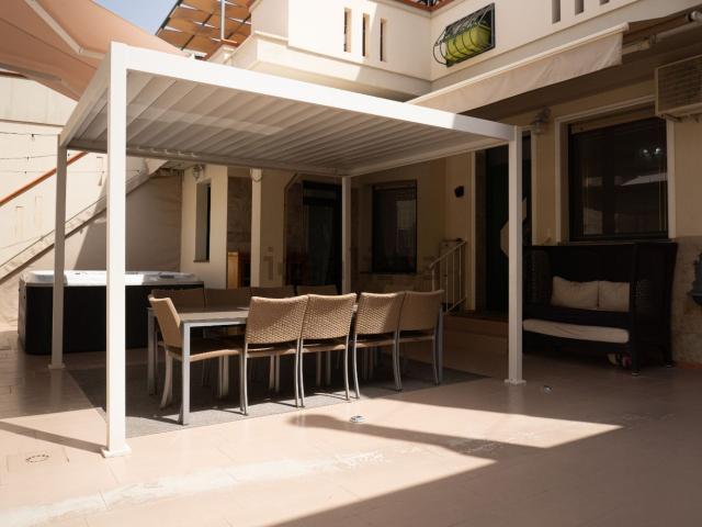 Villetta indipendente in vendita di 208 m² in Via Conte San Giuliano, 19