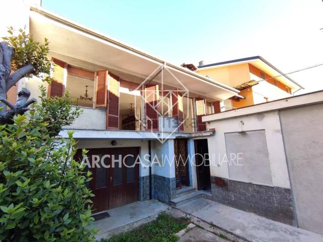 Villetta indipendente in vendita di 208 m² in Via Professor Don Cavallera, 40