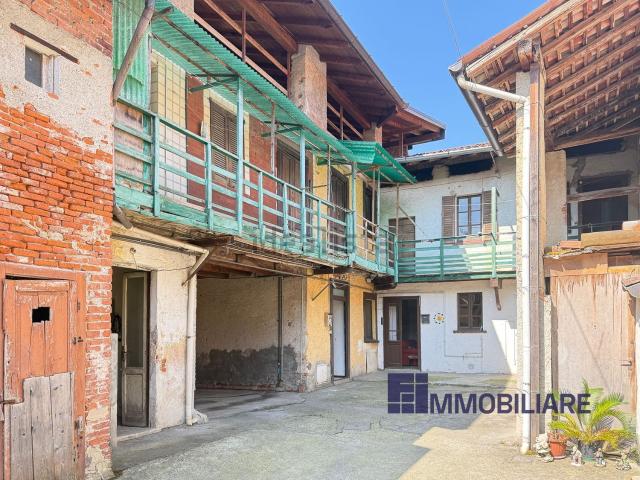 Villetta indipendente in vendita di 208 m² in Via Rocca