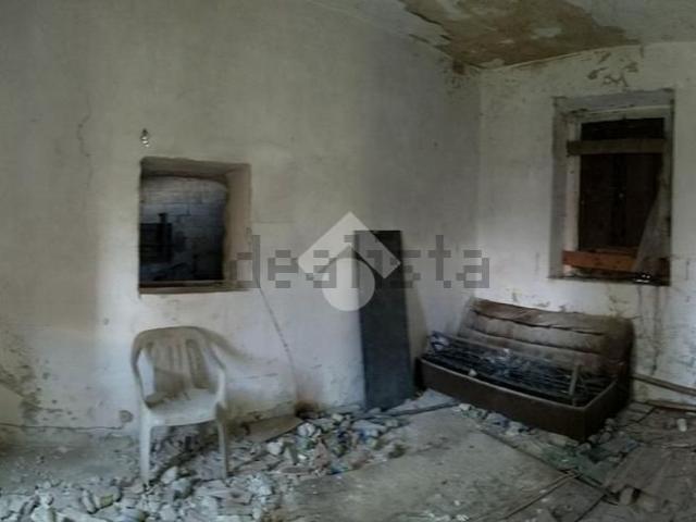 Villetta indipendente in vendita di 208 m² in Via Ruscito
