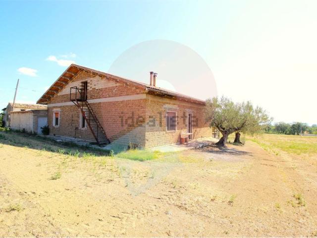 Villetta indipendente in vendita di 208 m² in Contrada Grotte Cappuccini