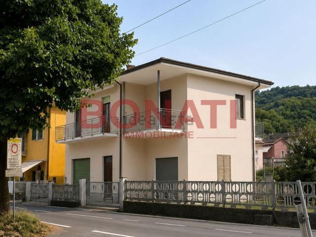 Villetta indipendente in vendita di 209 m² in Via Brigate Partigiane, 187