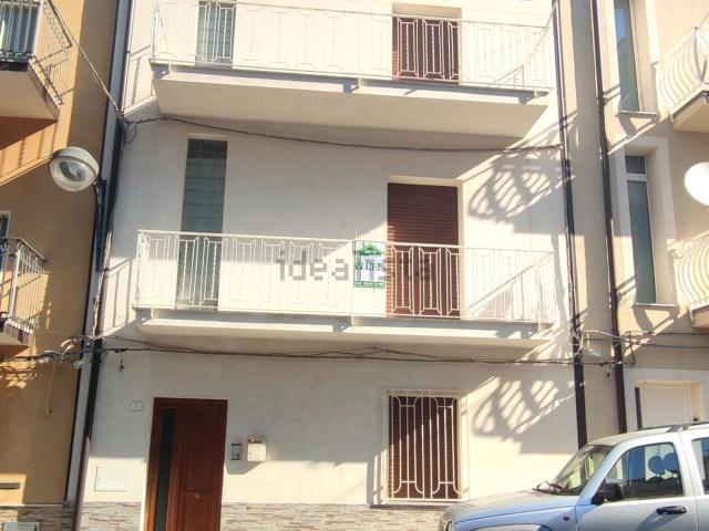 Villetta indipendente in vendita di 209 m² in Via G. Verga, 9