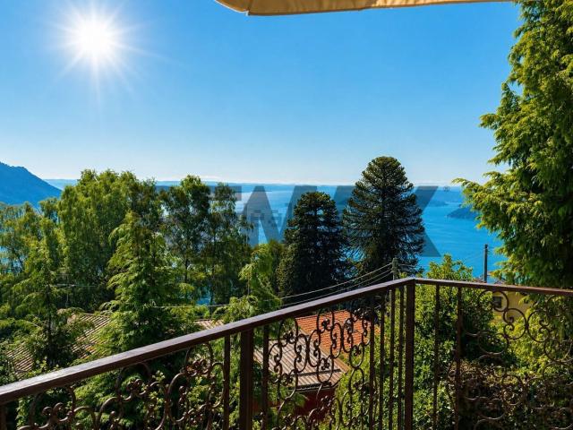 Villetta indipendente in vendita di 209 m² in Via Francia, 500