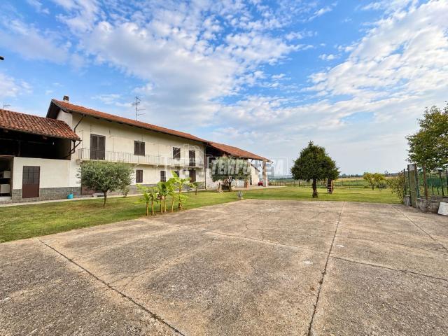 Villetta indipendente in vendita di 209 m² in Strada Provinciale 54