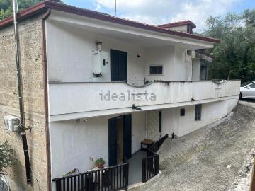 Villetta indipendente in vendita di 210 m²
