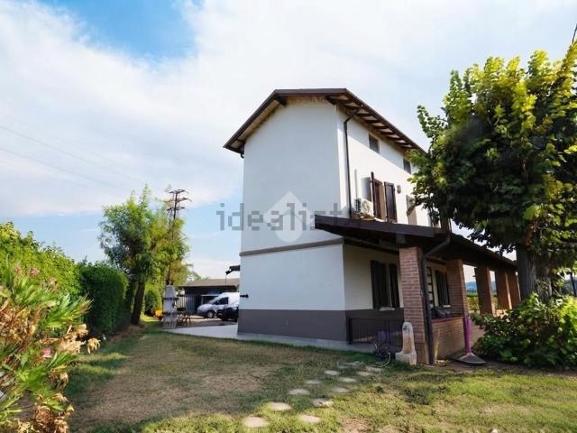 Villetta indipendente in vendita di 210 m²