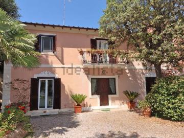 Villetta indipendente in vendita di 225 m²