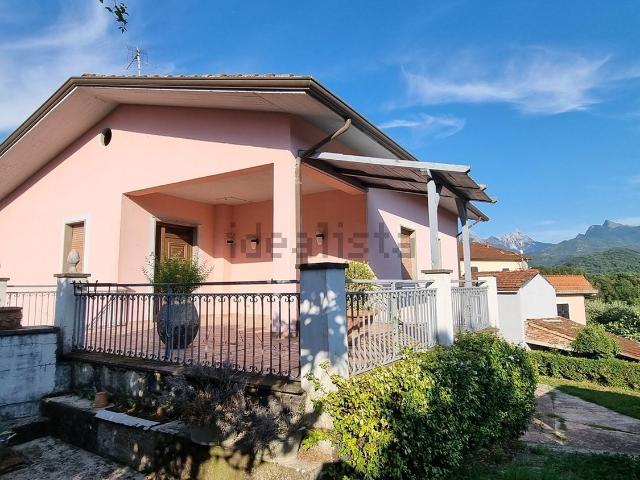 Villetta indipendente in vendita di 210 m²