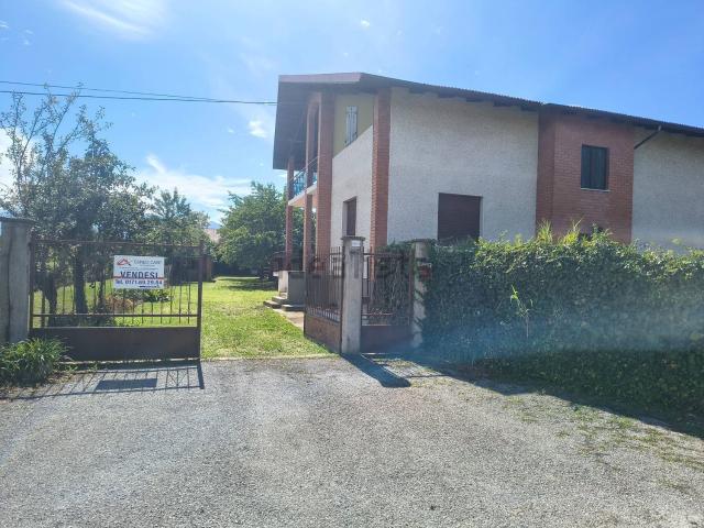 Villetta indipendente in vendita di 210 m²