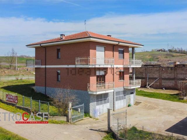 Villetta indipendente in vendita di 210 m² in Via Cascina Ochetta, 1