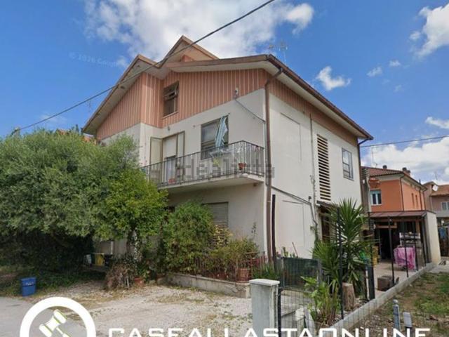 Villetta indipendente in vendita di 210 m² in Via Alfredo Panzini