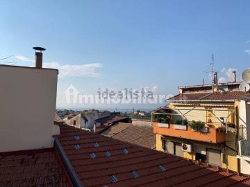 Villetta indipendente in vendita di 210 m² in Via Giuseppe Garibaldi