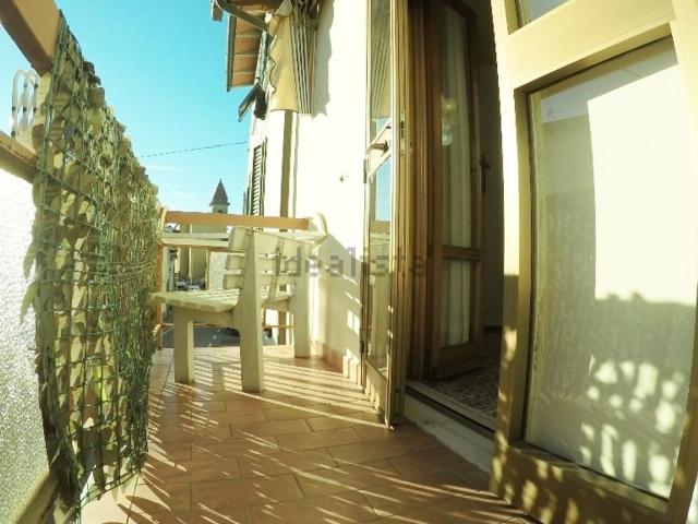 Villetta indipendente in vendita di 210 m² in Via Dante Alighieri