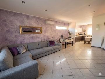 Villetta indipendente in vendita di 210 m² in Via Dei Genovesi