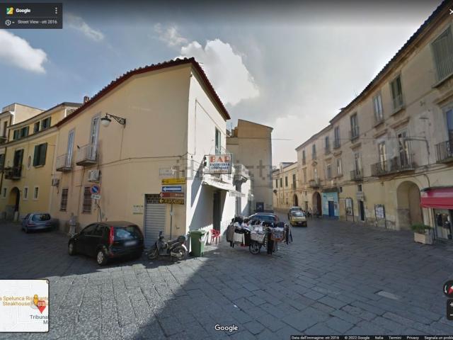Villetta indipendente in vendita di 210 m² in Via Luigi de Michele