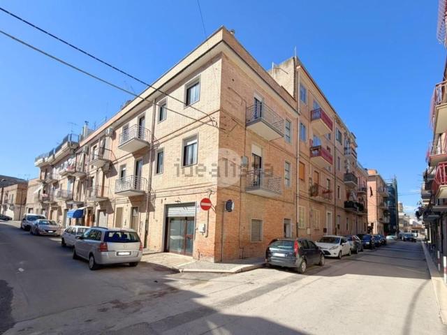 Villetta indipendente in vendita di 210 m² in Via Marco Vecilio Campo, 27