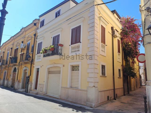 Villetta indipendente in vendita di 210 m² in Via Soccorso, 51