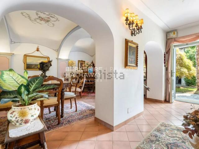 Villetta indipendente in vendita di 210 m² in Via Sant&apos Andrea, 12
