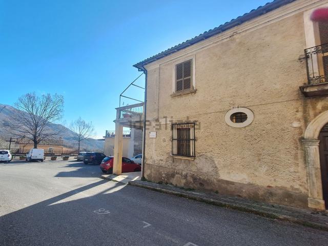 Villetta indipendente in vendita di 210 m² in Via Santa Lucia, 9