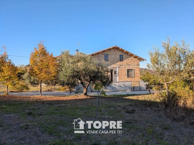 Villetta indipendente in vendita di 210 m² in Contrada Pantanella, 16