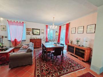 Villetta indipendente in vendita di 210 m² in Via Statale