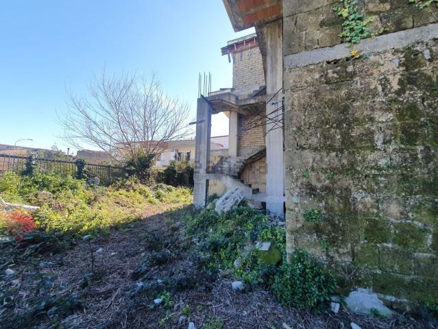 Villetta indipendente in vendita di 210 m² in Via togliatti
