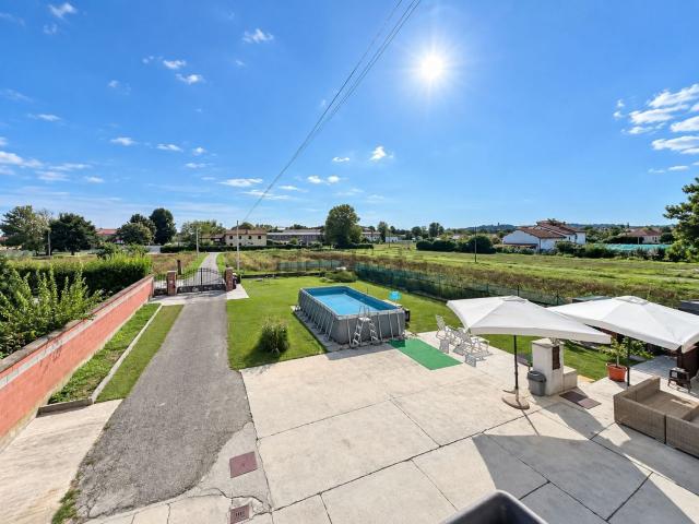 Villetta indipendente in vendita di 210 m² in Strada degli Orti, 20