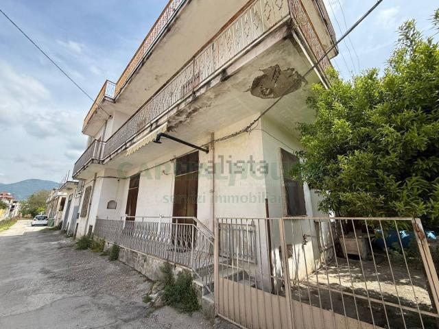 Villetta indipendente in vendita di 211 m² in Via Mulimento