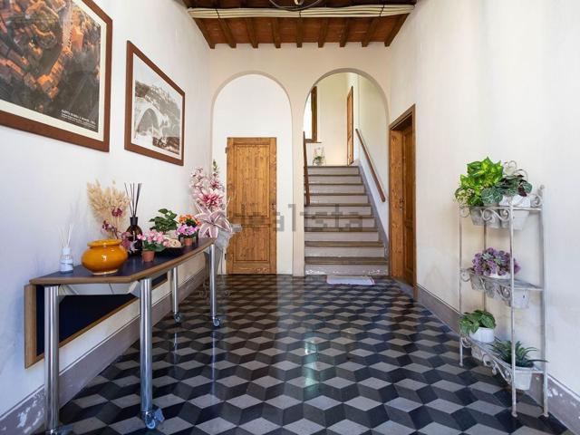 Villetta indipendente in vendita di 212 m² in Via della Costa, 29