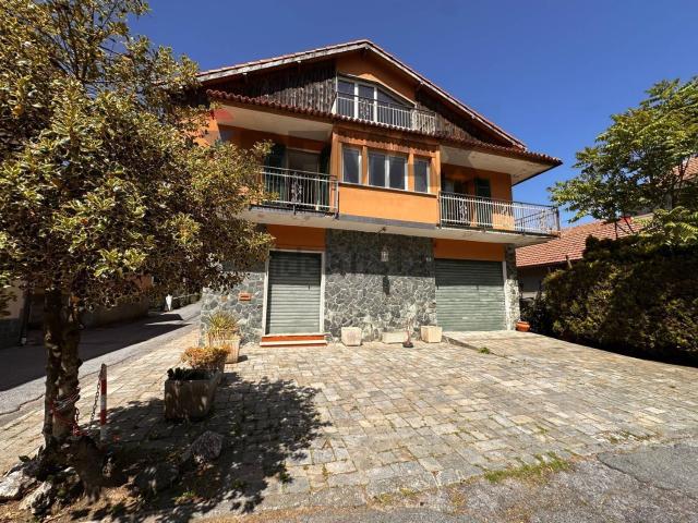 Villetta indipendente in vendita di 212 m² in Via Michelino Pippo, 42
