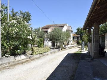 Villetta indipendente in vendita di 212 m² in Via Petrose, 10