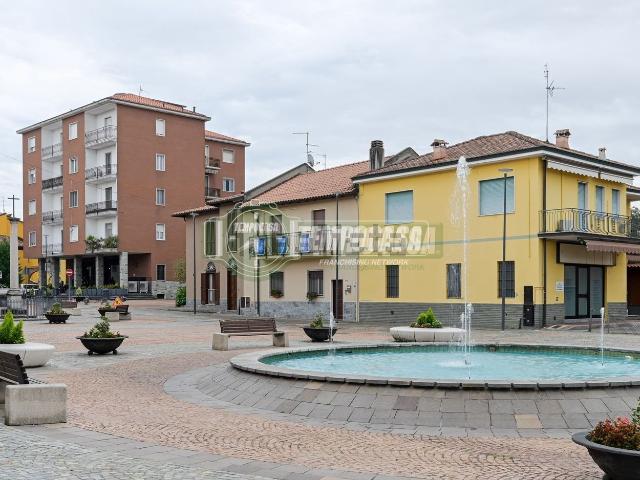 Villetta indipendente in vendita di 212 m² in Piazza Vittorio Veneto, 26