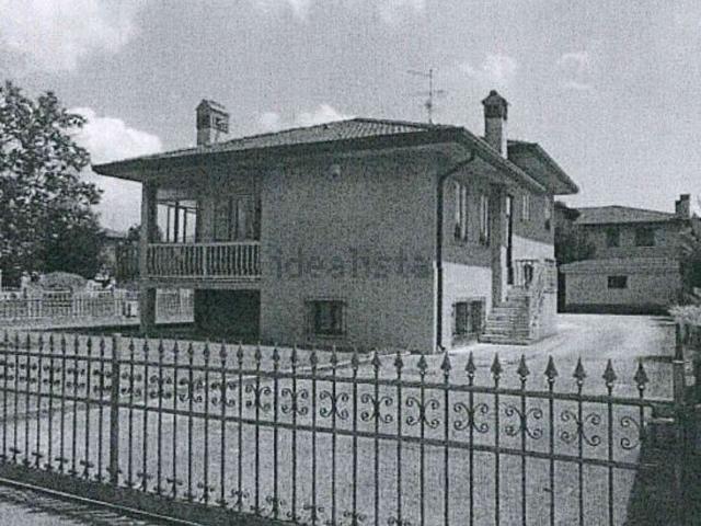 Villetta indipendente in vendita di 213 m² in Via Mingoni, 13