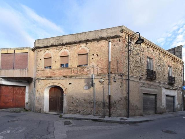 Villetta indipendente in vendita di 213 m² in Via San Isidoro, 2