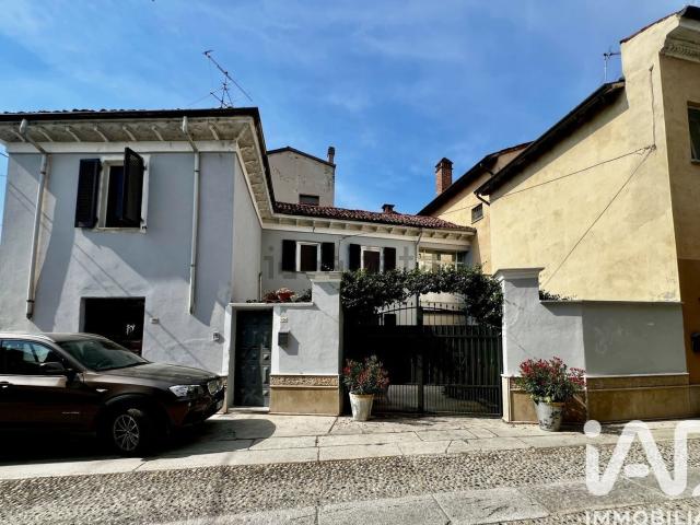 Villetta indipendente in vendita di 213 m² in Via Paolo Ercole, 104