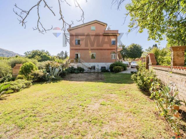 Villetta indipendente in vendita di 213 m² in Via Vigesimo, 38
